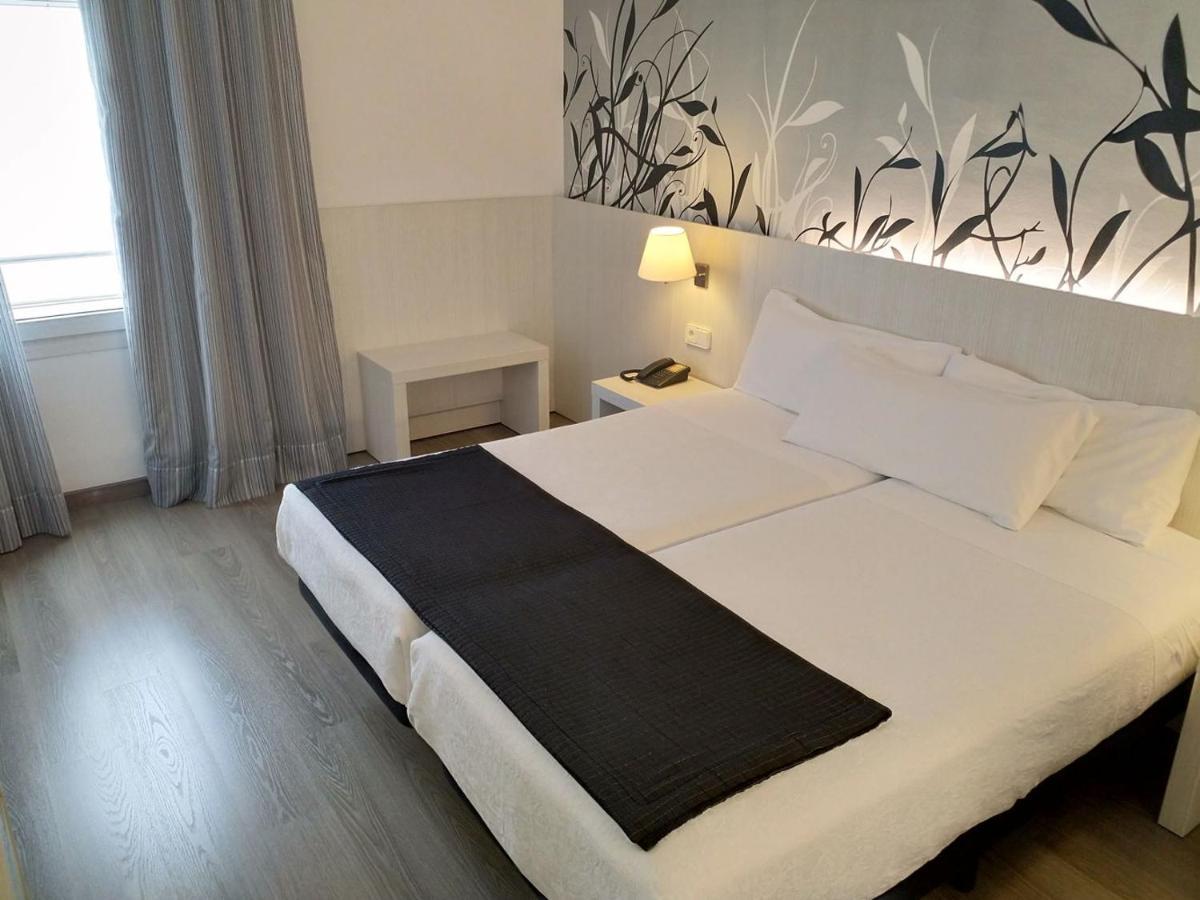 Hotel Mediterrani Calella De Palafrugell Kültér fotó