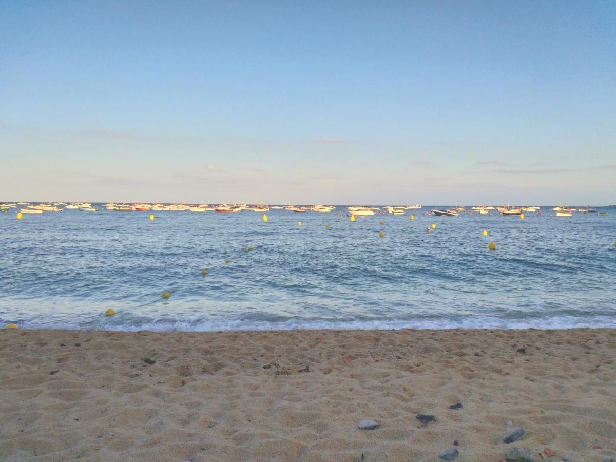 Hotel Mediterrani Calella De Palafrugell Kültér fotó